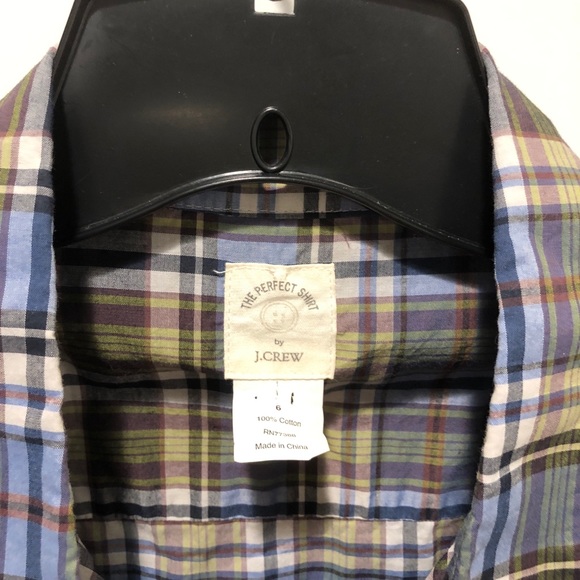 J Crew “ The Perfect Shirt” long sleeved plaid. 6 - Picture 4 of 6